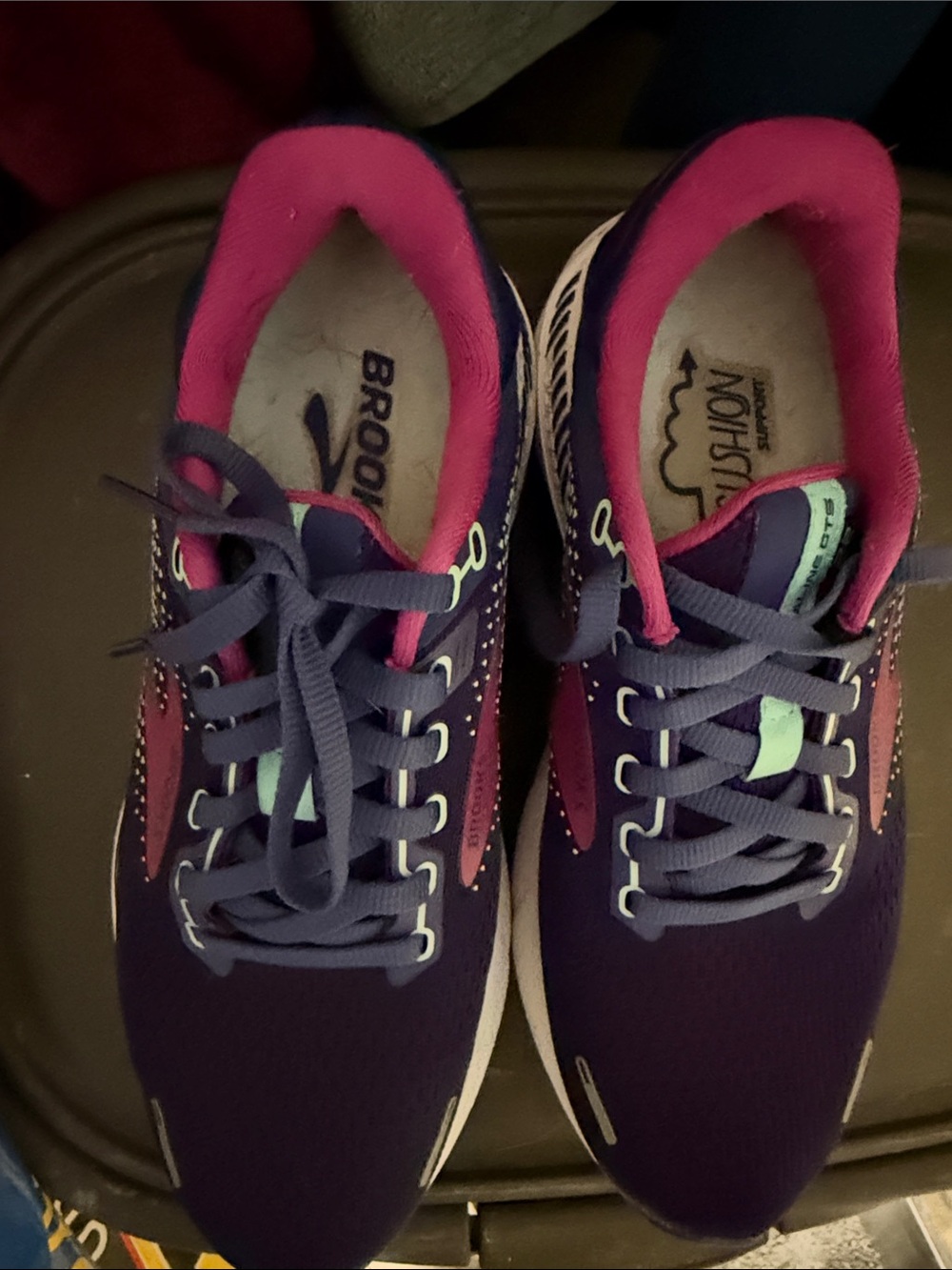 Brooks Adrenaline Women’s Purple and Pink Running Sneakers with Mint Tongue Deta